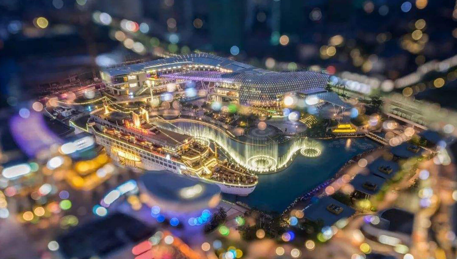 招商蛇口海上世界—公共空间新媒体艺术改造